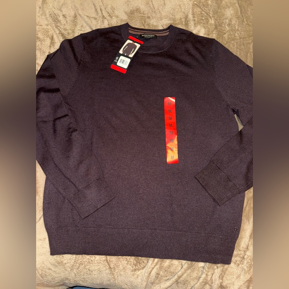 Banana Republic Men's brown Crewneck Sweater